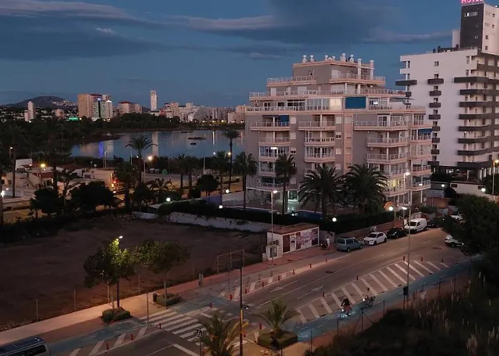 Hernando Sea Front Optic Fiber Internet Apartamento